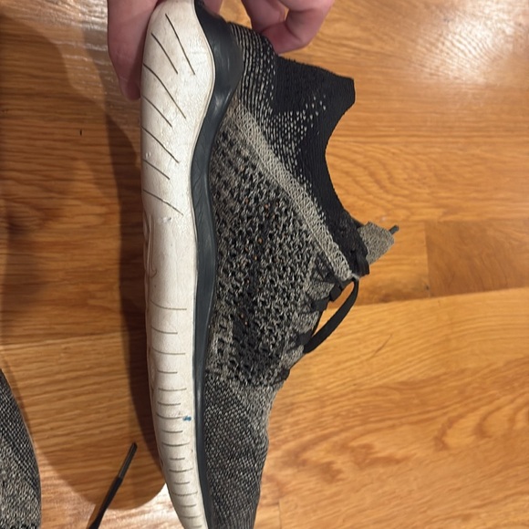 Nine Free RN Flyknit - Size 6 - Picture 8 of 8